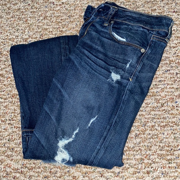 American Eagle Outfitters Denim - American Eagle Distressed Jeans w/ patches